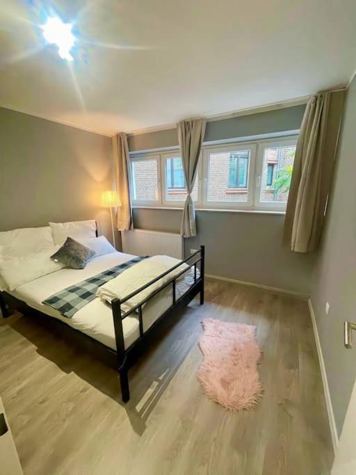 4-6 Personen Wohnung In Zentrum Koeln Buitenkant foto